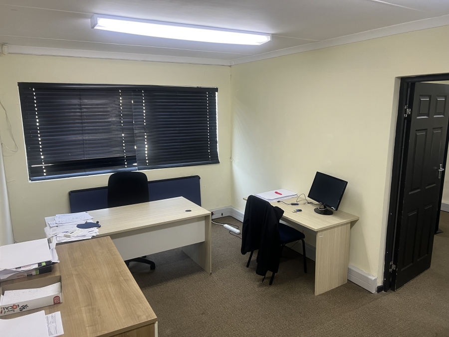 Commercial Property for Sale in Baysville Eastern Cape